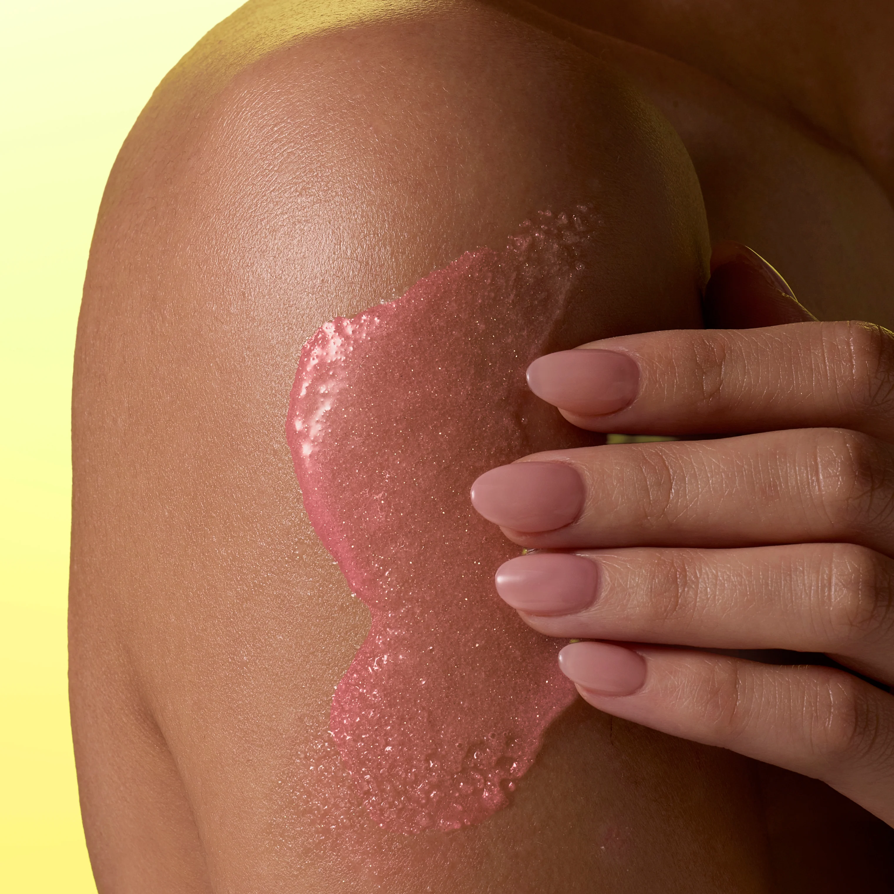 TreeHut_SpringFY26_WildflowerWhirl_SheaSugarScrub_OnBody_0014_1x1_05f27e86-3026-4c9c-bdf9-372bde59b060_v1764847718